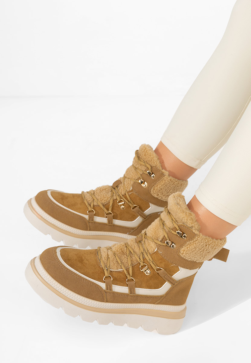 Camelové členkové čižmy na platforme Mavira