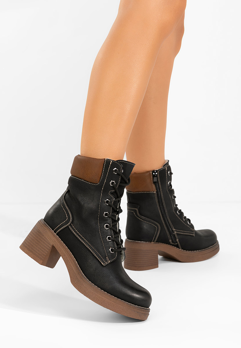 Černé kotníková obuv Celoria