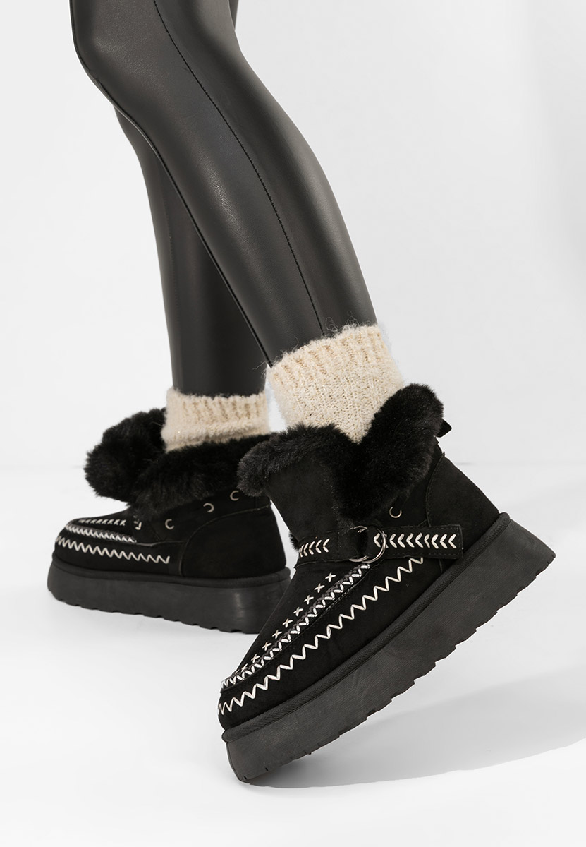 Černé členkové čižmy na platforme Tavoria