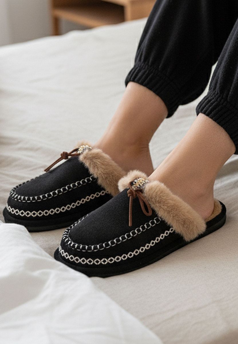 Černé domácí pantofle Zeriva