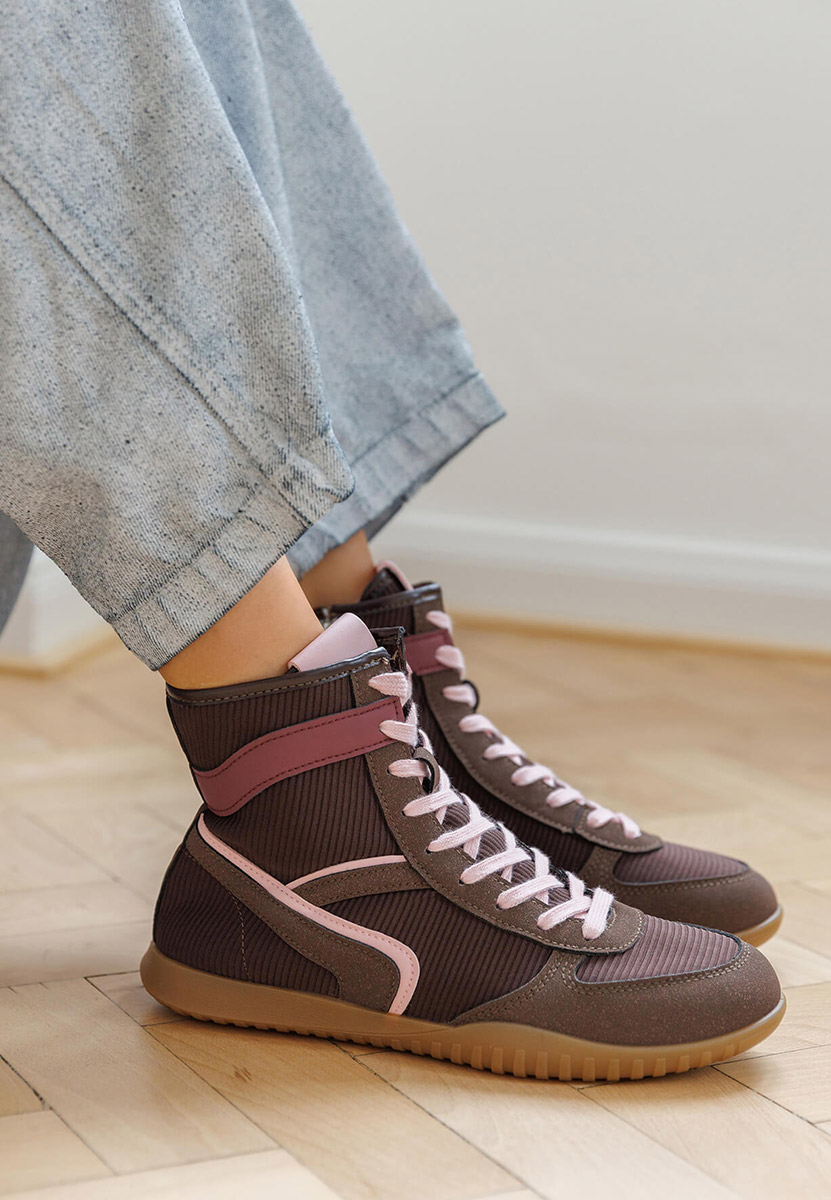 Hnedé kotníkové tenisky Daine