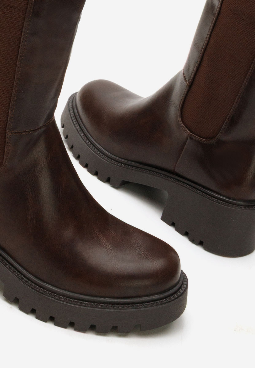 Hnedé vysoké kozačky na plochém podpatku Calipso