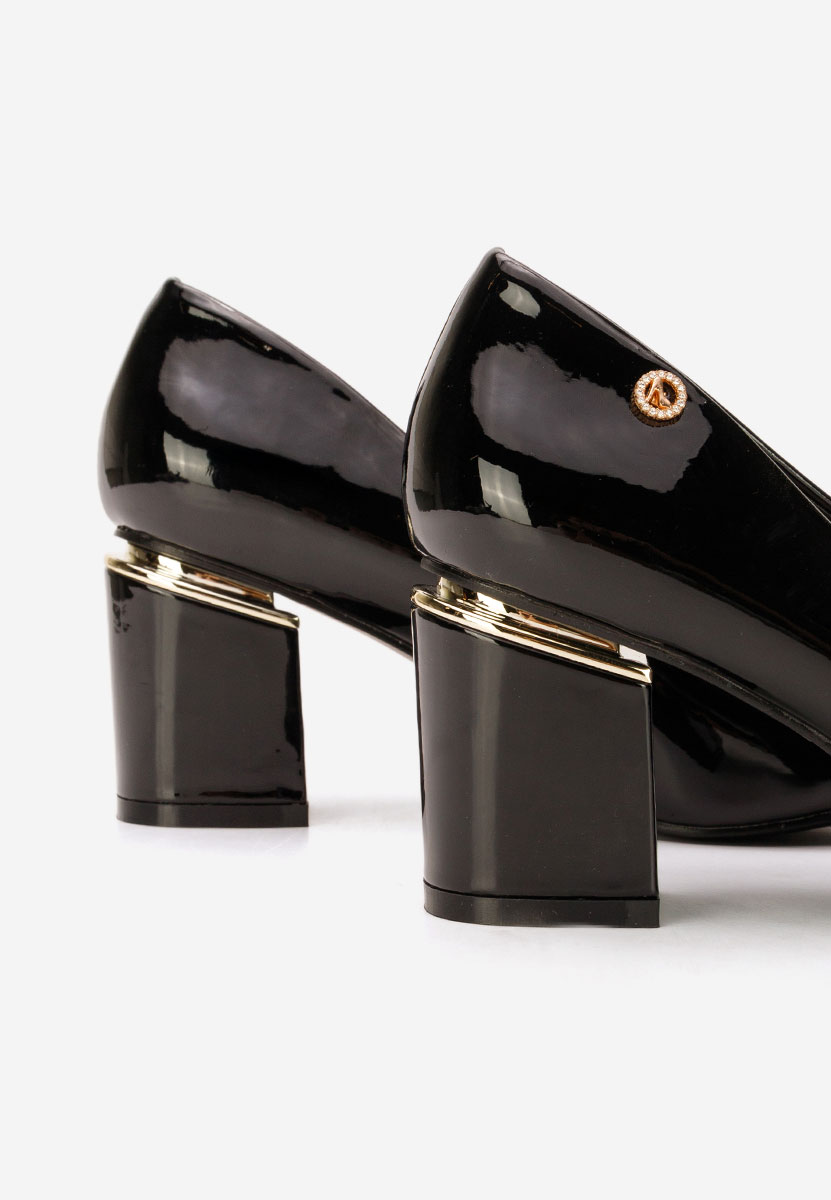 Černé lodičky na hrubém podpatku Nelia V6