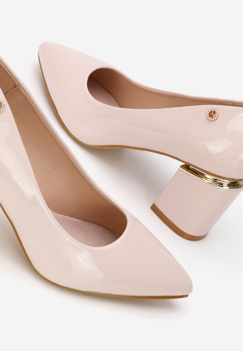 Béžové lodičky na hrubém podpatku Nelia V6