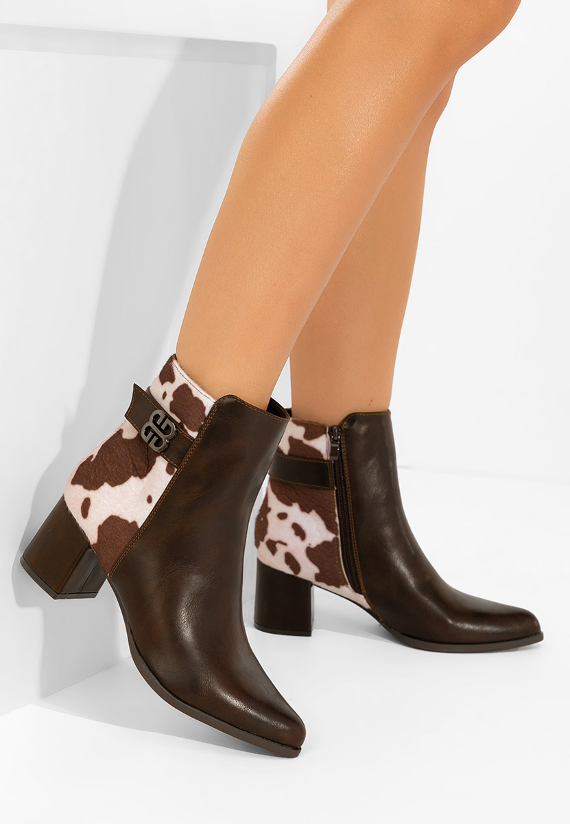 Hnedé kotníkové boty na podpatku Marivora