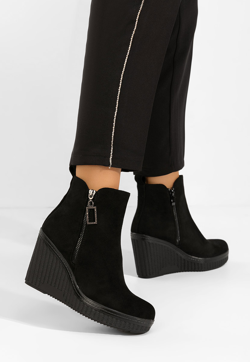 Černé kotníkové boty na klínku Charlet V2