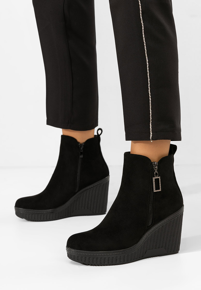 Černé kotníkové boty na klínku Charlet V2