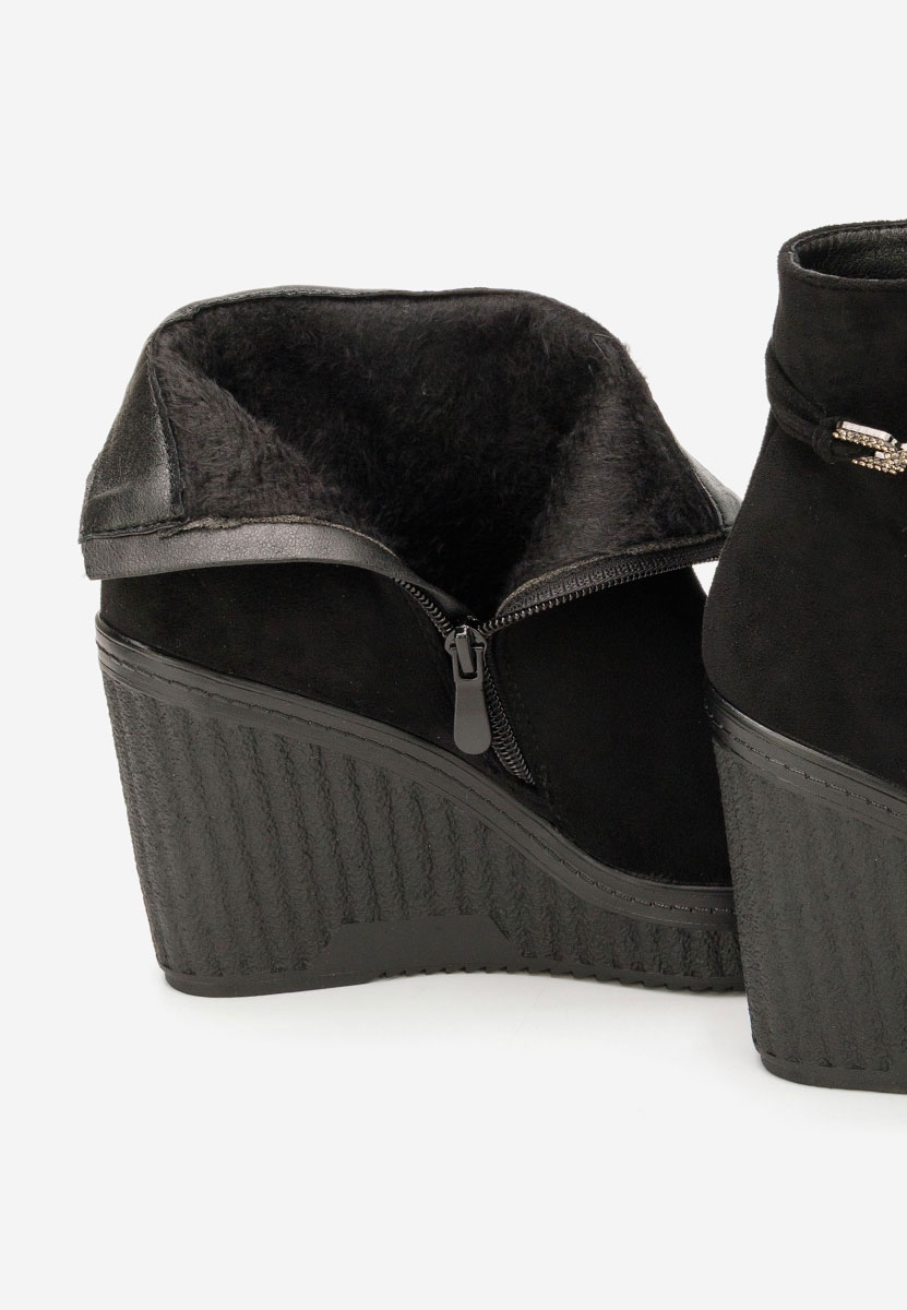 Černé polokozačky na platformě Charlet V3