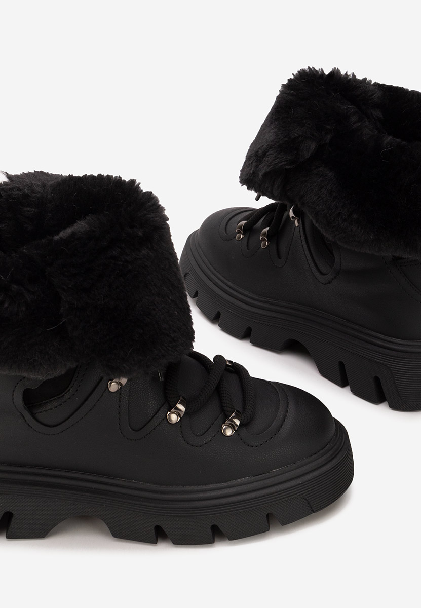 Černé kotníkové zimní boty Celima