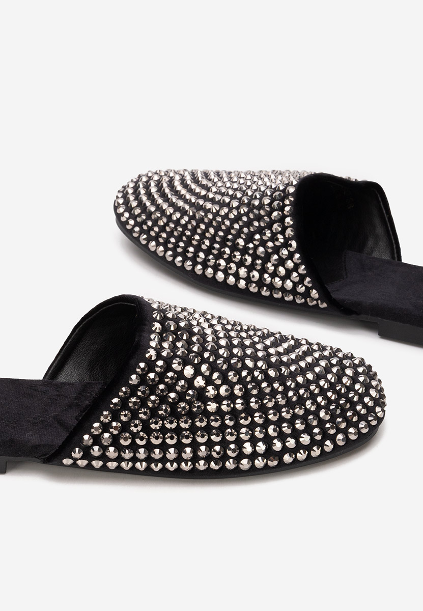 Černé pantofle dámské Sirina