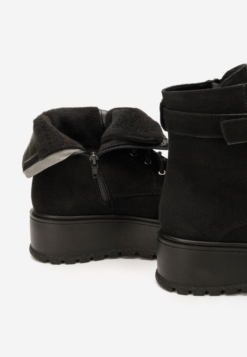 Černé členkové čižmy na platforme Astrid V6