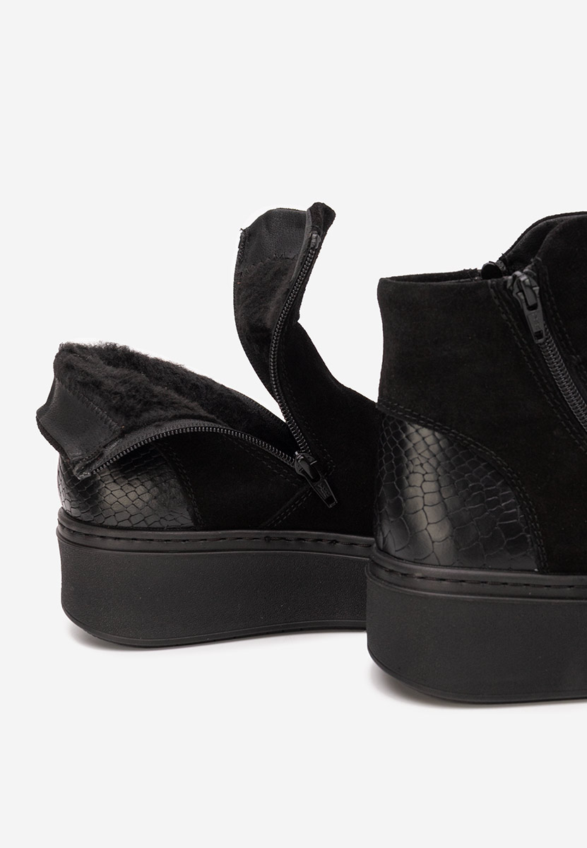 Černé kožené kotníkové boty Andiora Černé kožené kotníkové boty Andiora