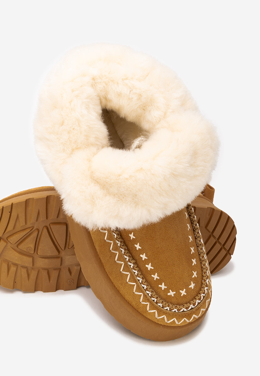 Camelové členkové čižmy na platforme Tavoria