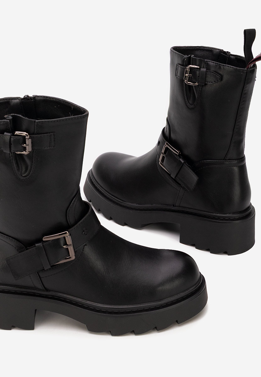 Černé dámské polokozačky Diany