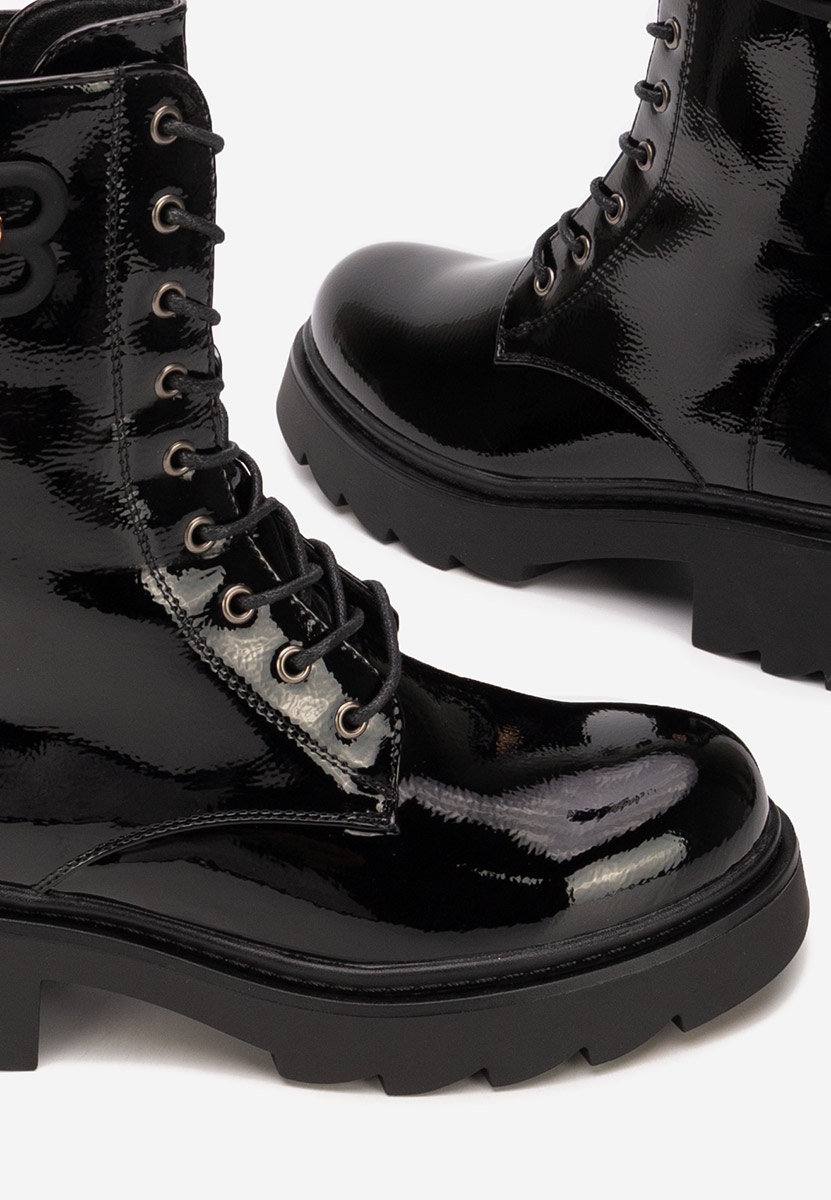 Černé šněrovací kotníkové boty Bettina