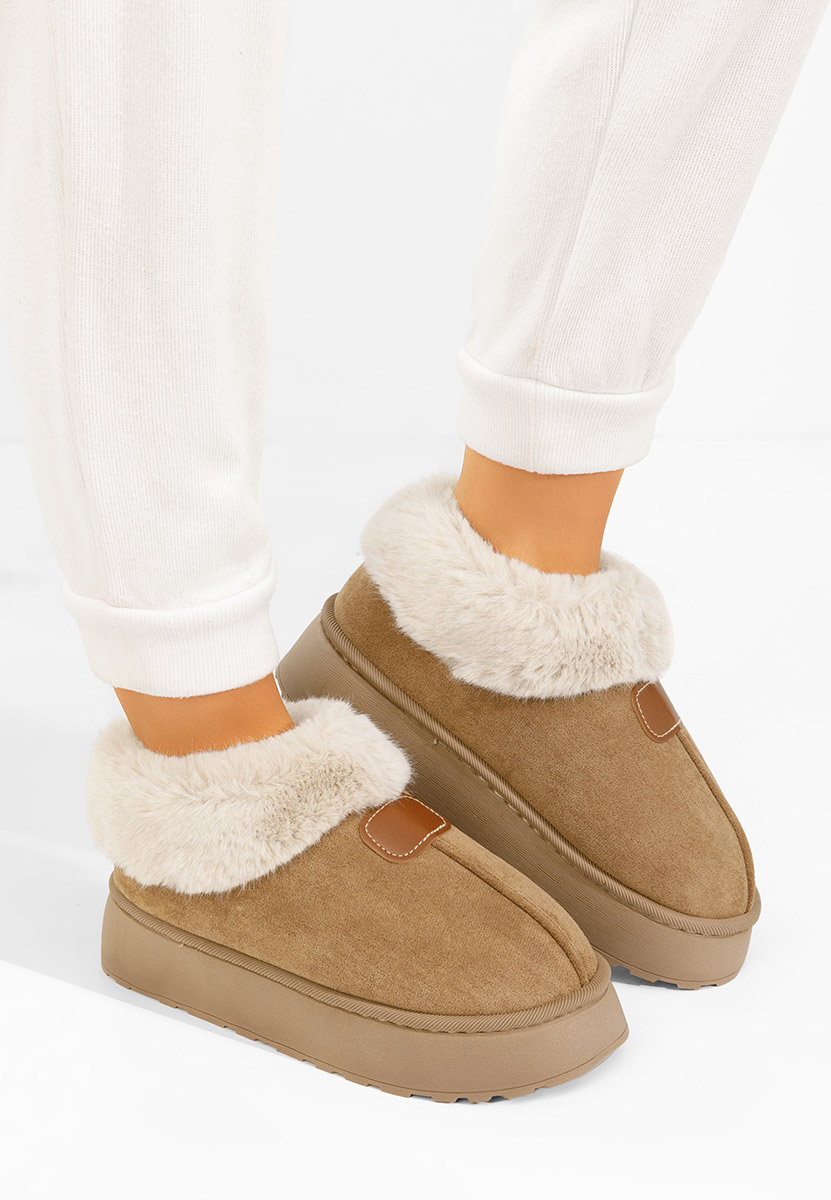 Khaki členkové čižmy na platforme Elarva