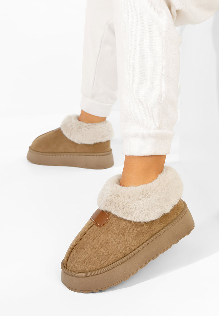 Khaki členkové čižmy na platforme Elarva