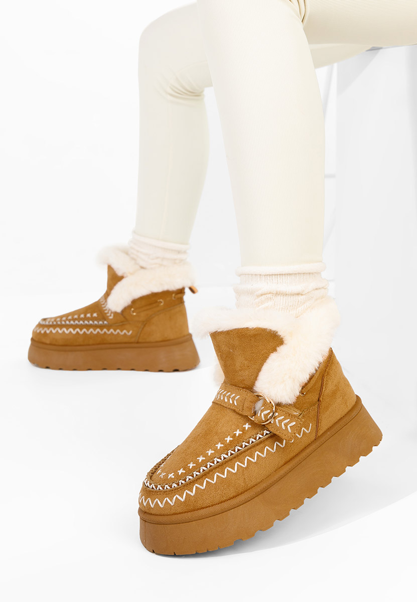 Camelové členkové čižmy na platforme Tavoria