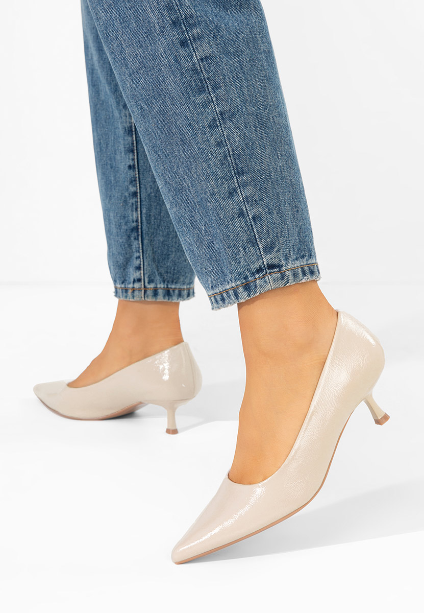 Béžové lodičky na nízkém podpatku Dianela