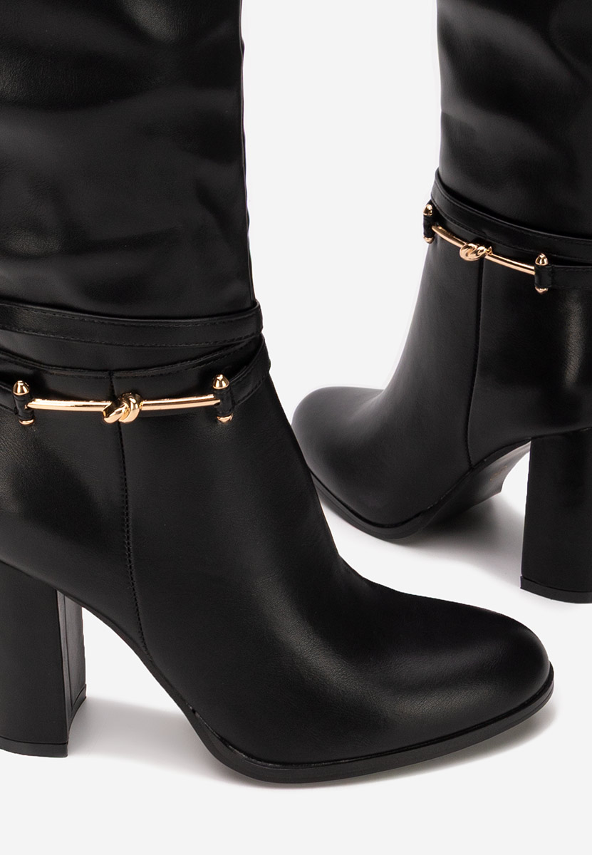 Černé kozačky na podpatku Dresara