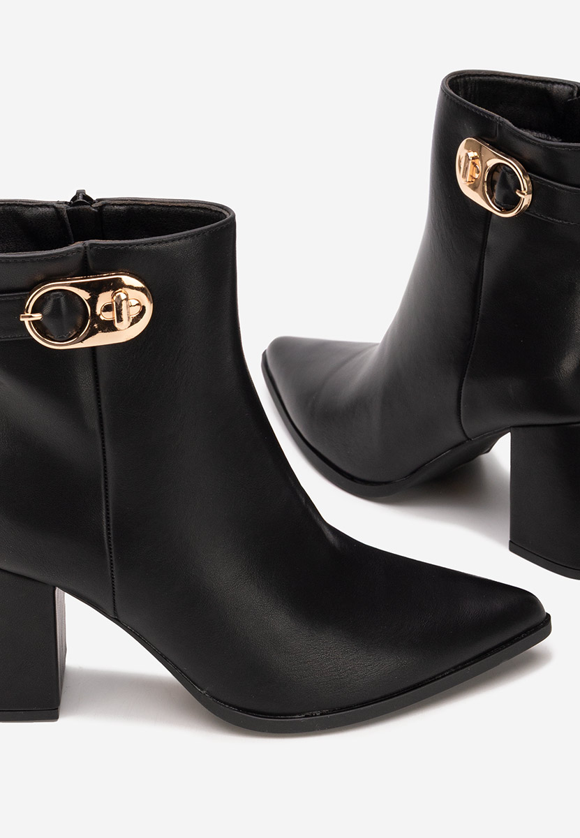 Černé kotníkové boty na podpatku Rovina