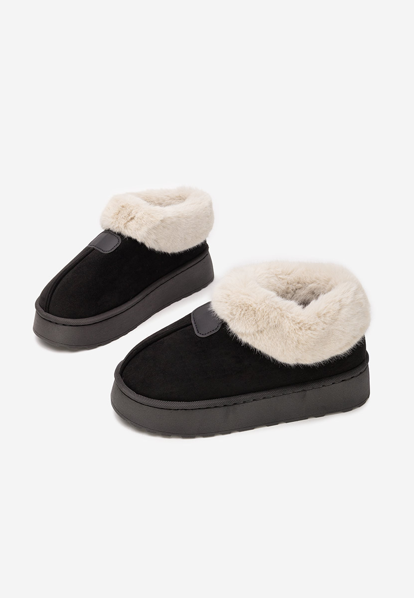 Černé členkové čižmy na platforme Elarva