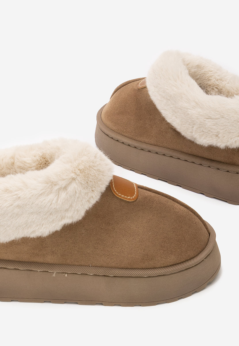 Hnedé členkové čižmy na platforme Elarva