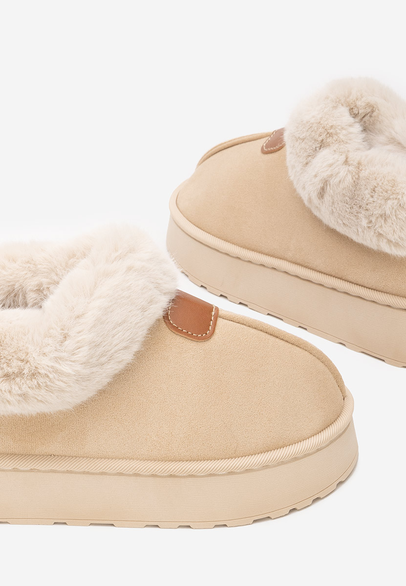 Béžové členkové čižmy na platforme Elarva