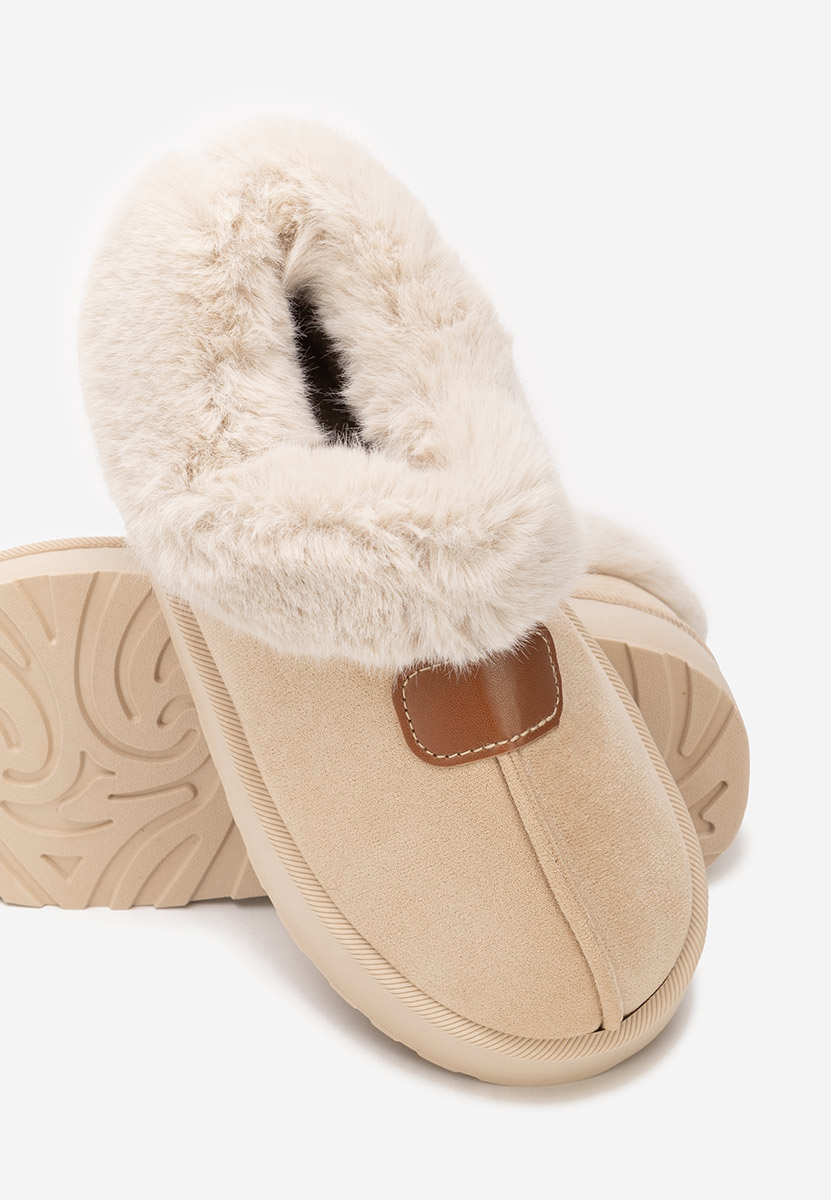 Béžové členkové čižmy na platforme Elarva