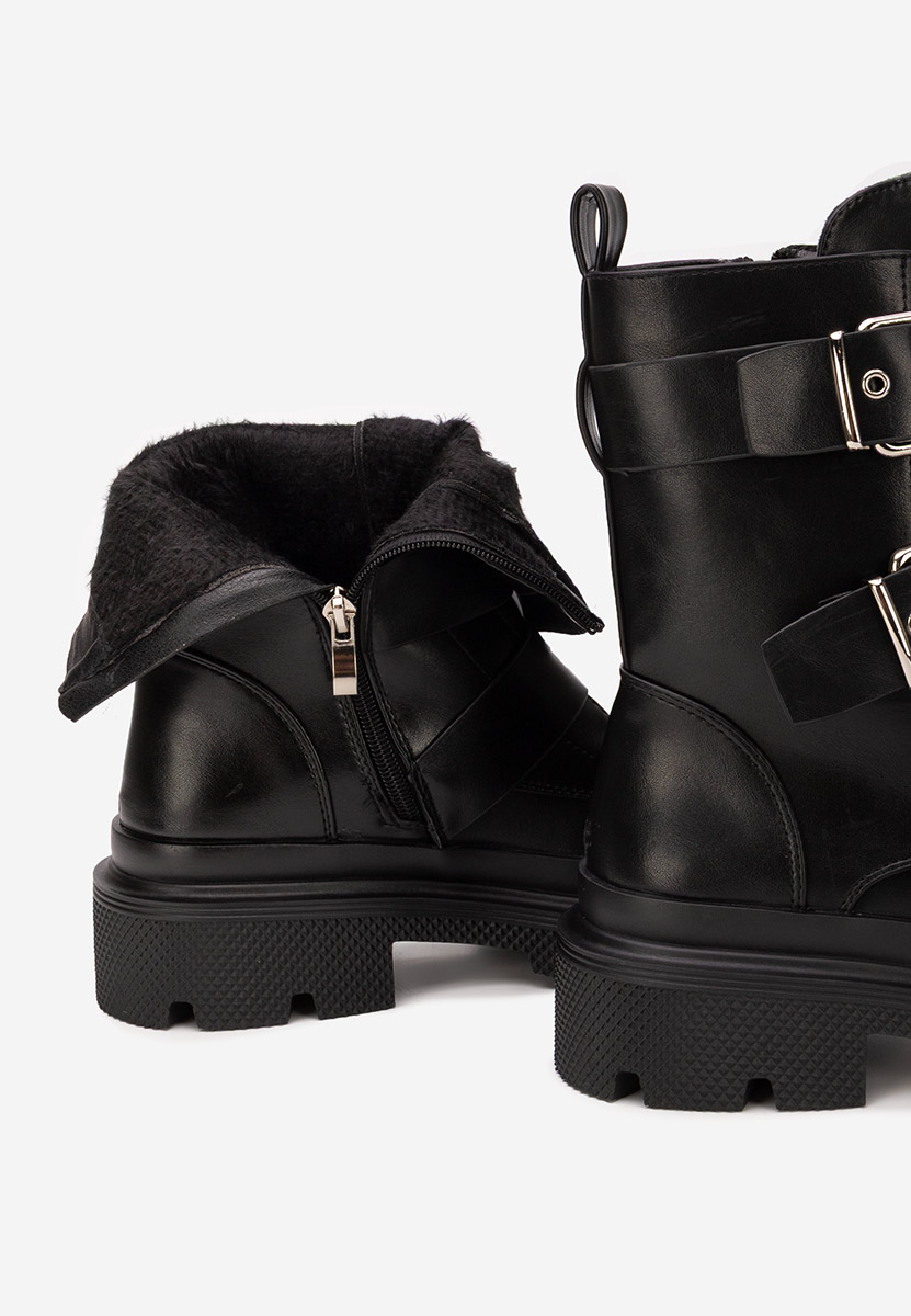 Černé nízké kozačky Mioala