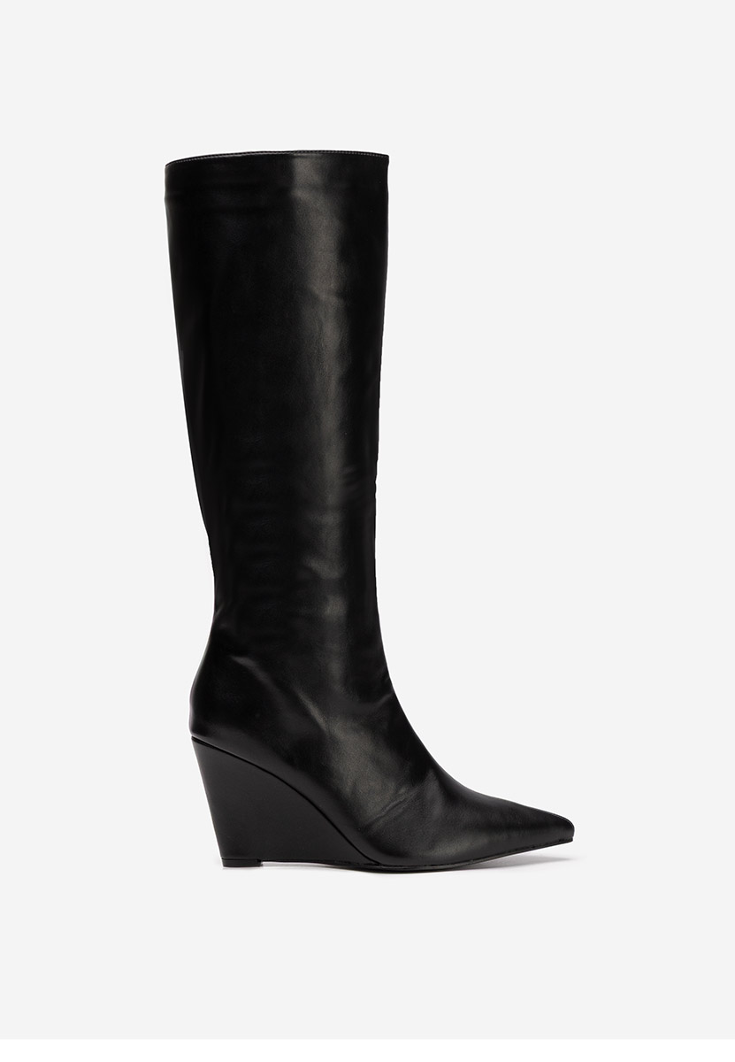 Černé kozačky na klínku Daryana