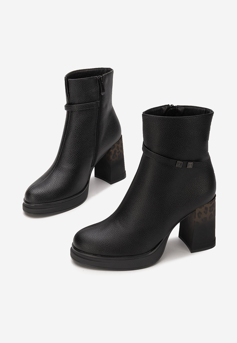 Černé kotníkové boty na podpatku Rannia