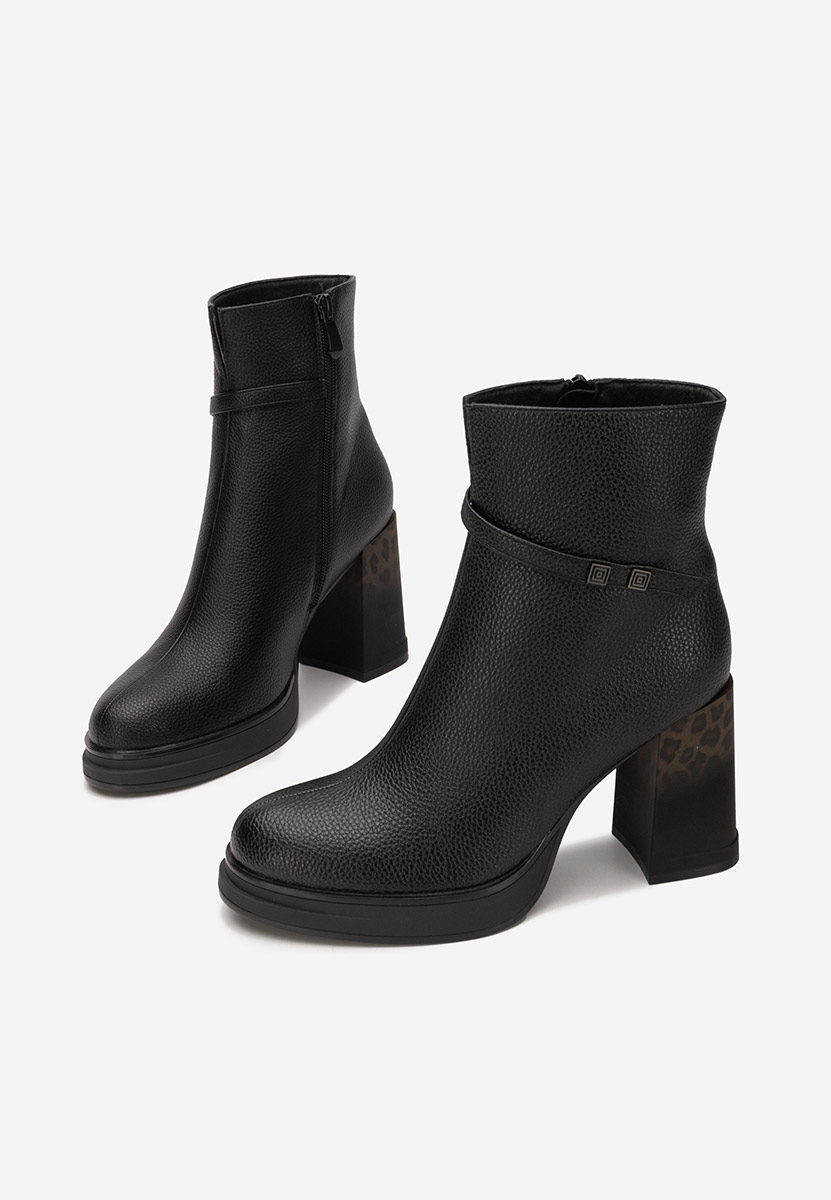 Černé kotníkové boty na podpatku Rannia V2