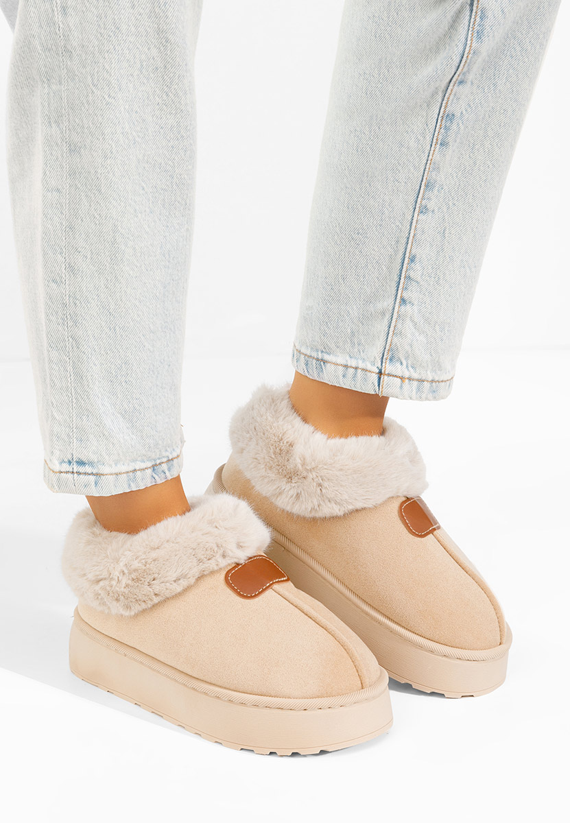 Béžové členkové čižmy na platforme Elarva