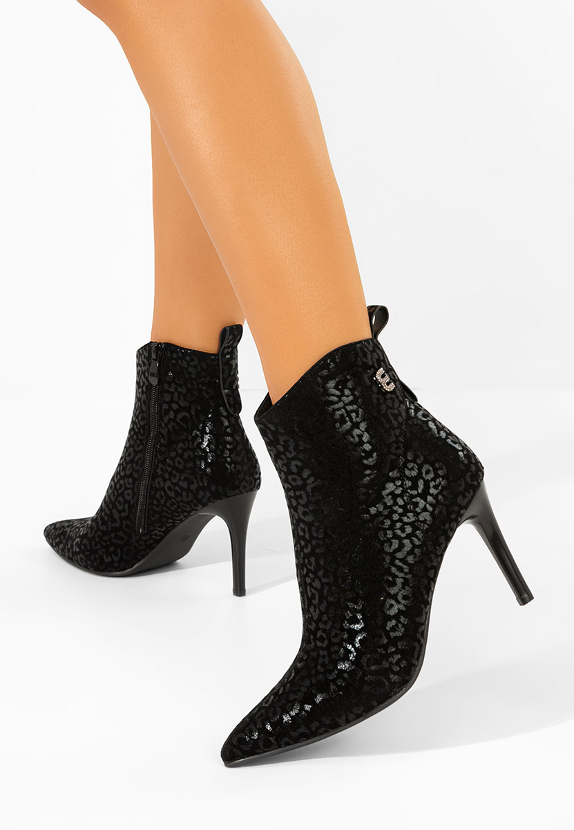 Černé kotníkové boty na vysokém podpatku Vanessia