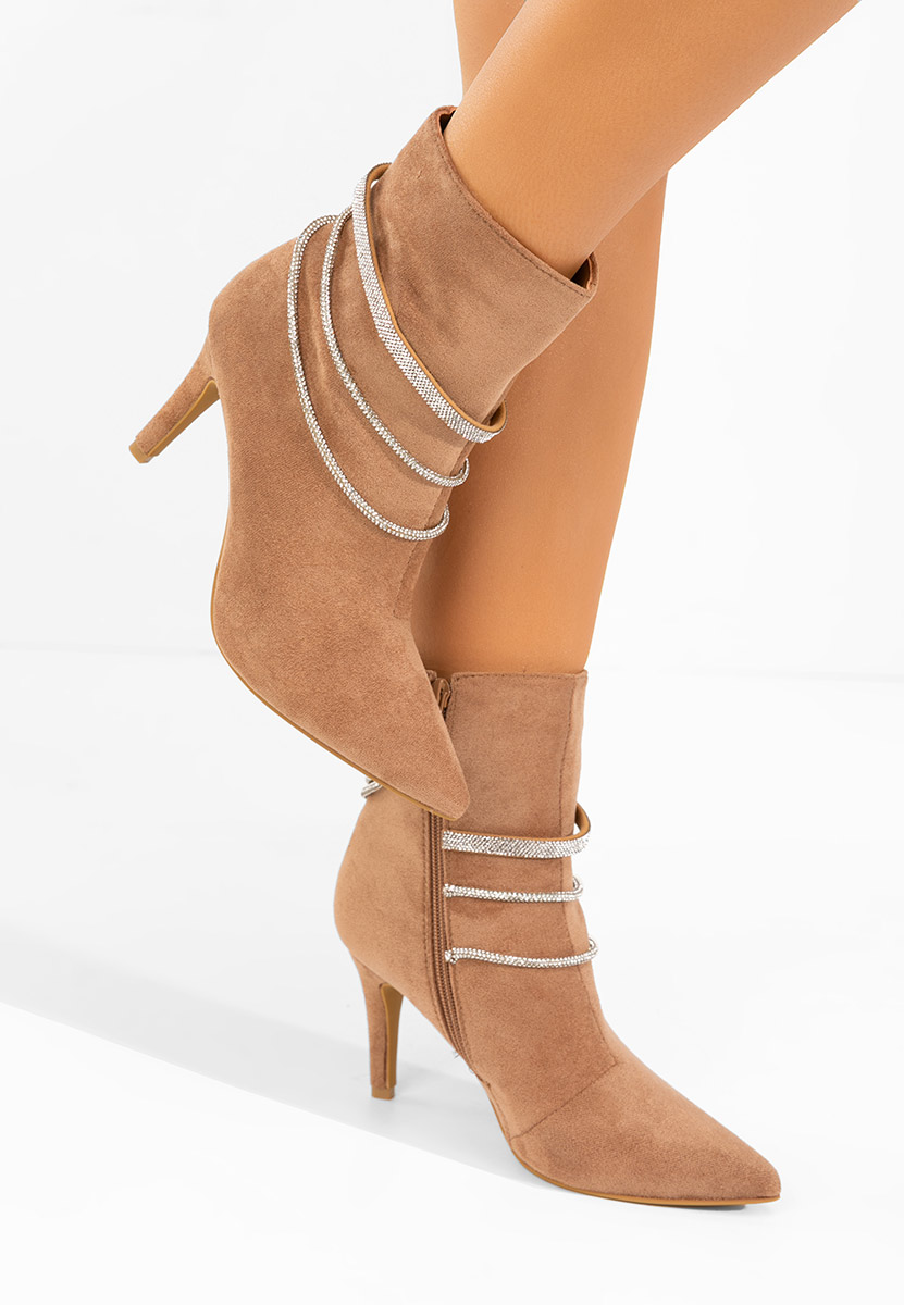 Camelové kotníkové boty na podpatku Lorreta