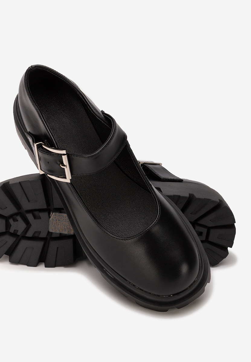 Černé lodičky na platformě Masovia