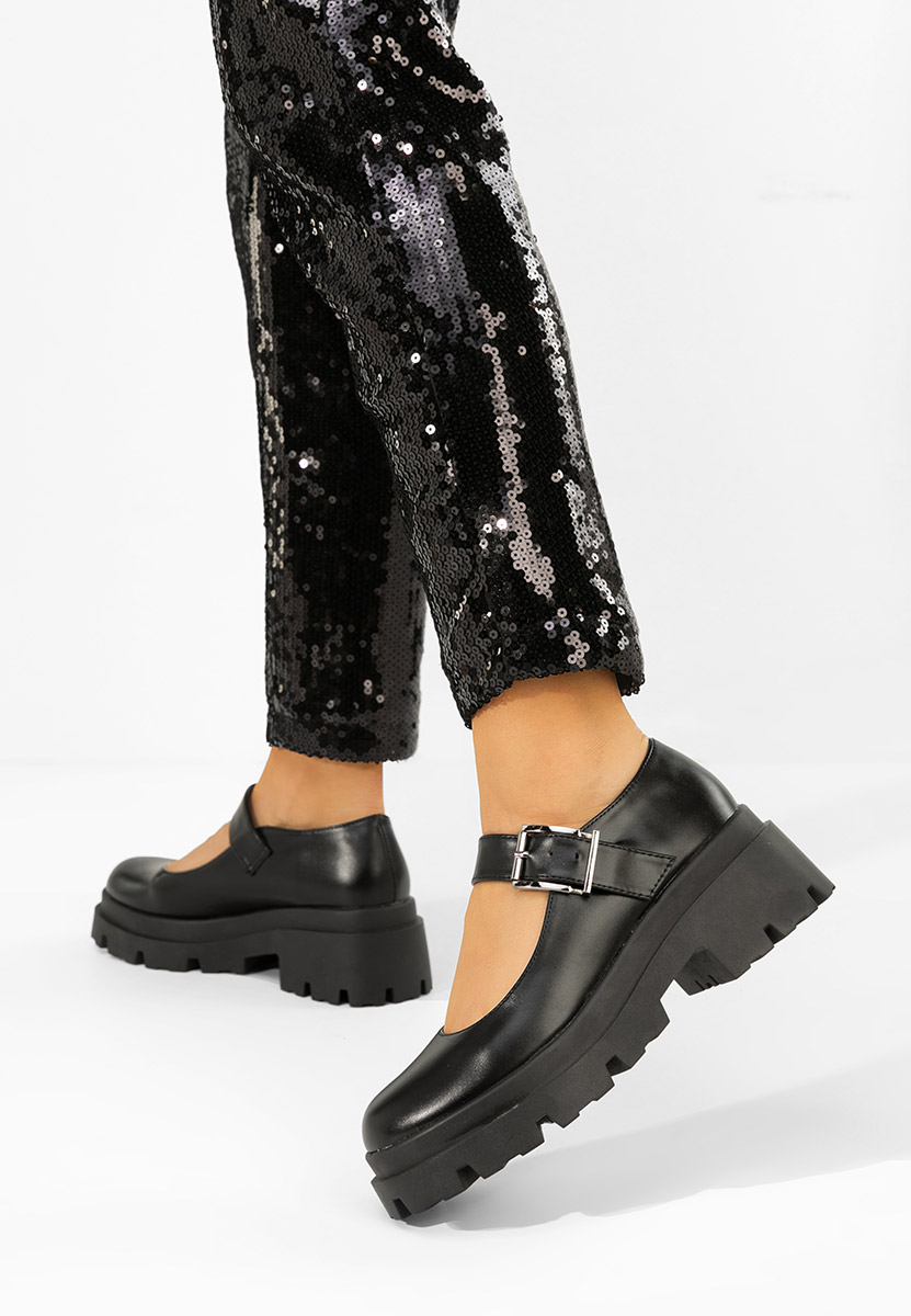 Černé lodičky na platformě Masovia