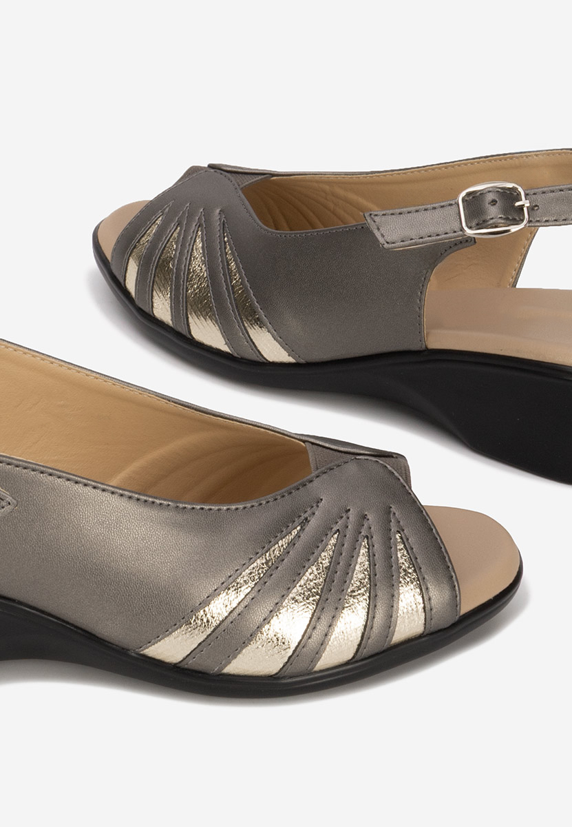 Šedé sandály na nízkém podpatku Marelia