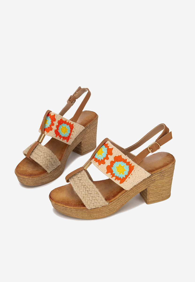 Béžové sandály na podpatku Zeina V3