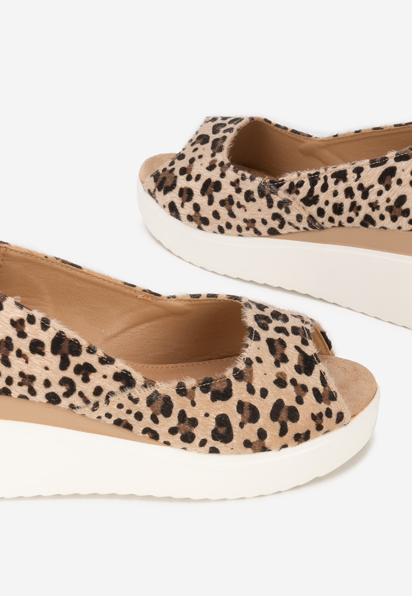 Leopardí lodičky na klínku Luannsa