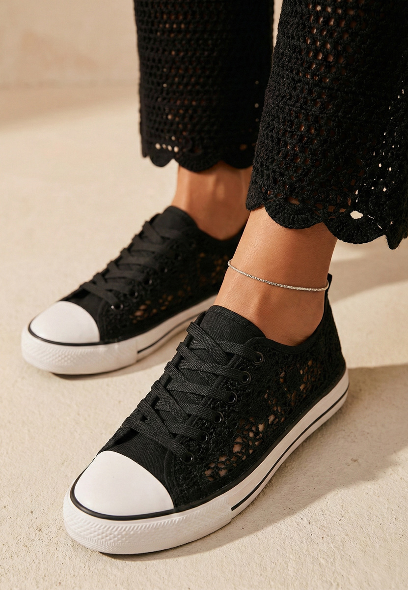 Černé dámské plátěné tenisky Genevive