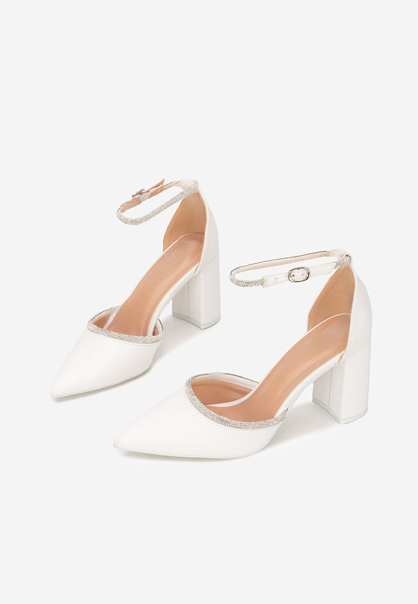 Bílé elegantné lodičky Iustina