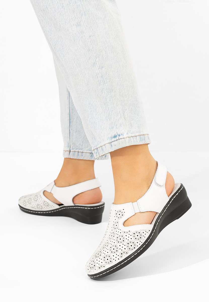 Bílé lodičky s otevřenou pätou Ofelya