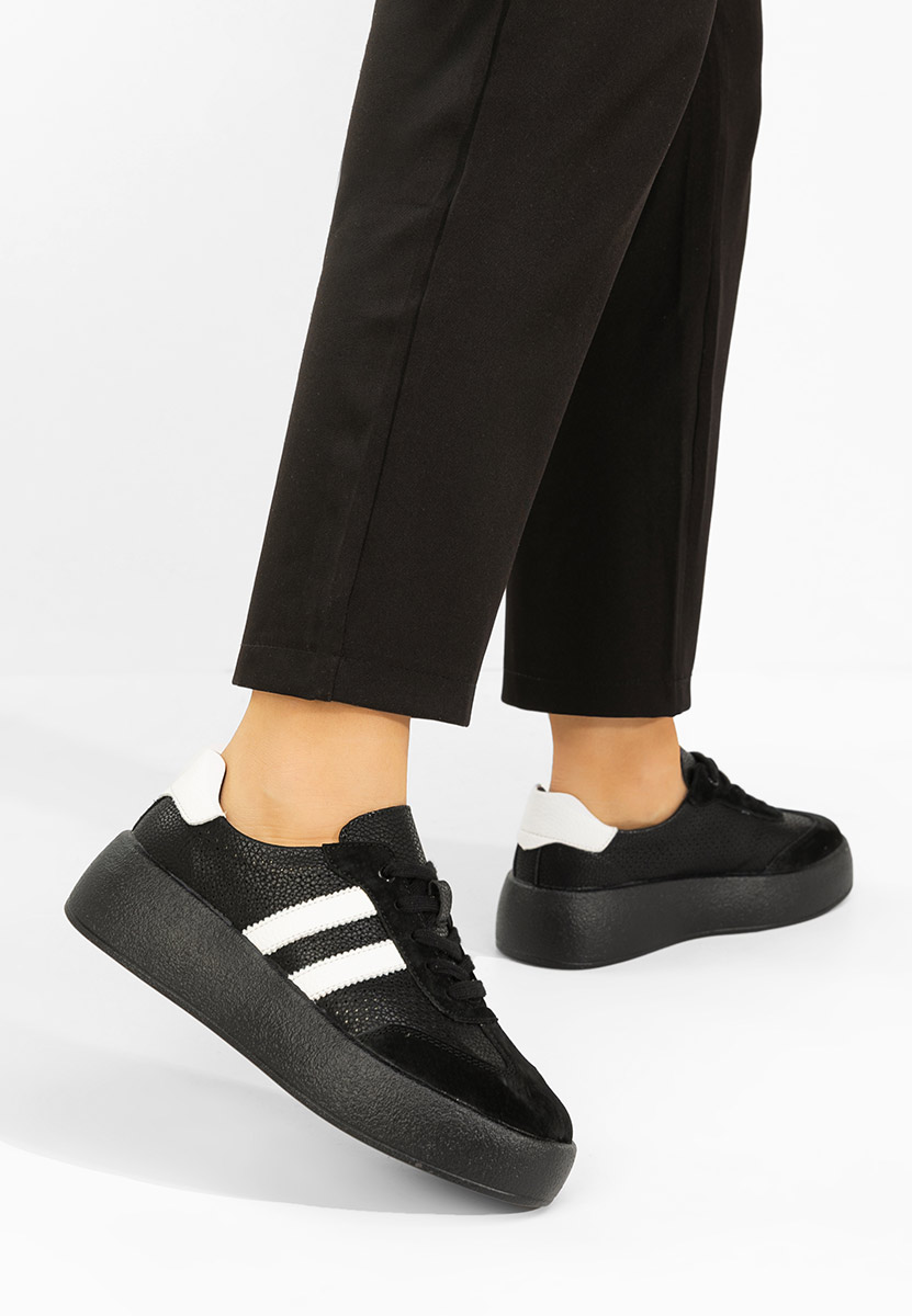 Černé kožené dámské sneakersy Jiustina