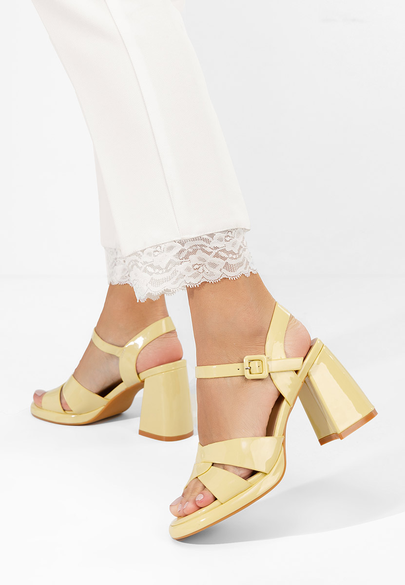 Žlutá sandály na podpatku Lorenda