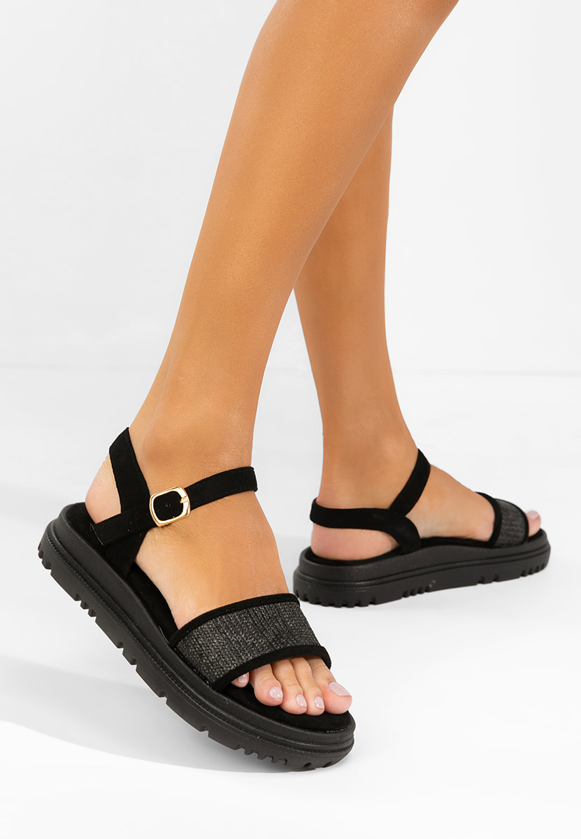 Černé sandály na platformě Donetia