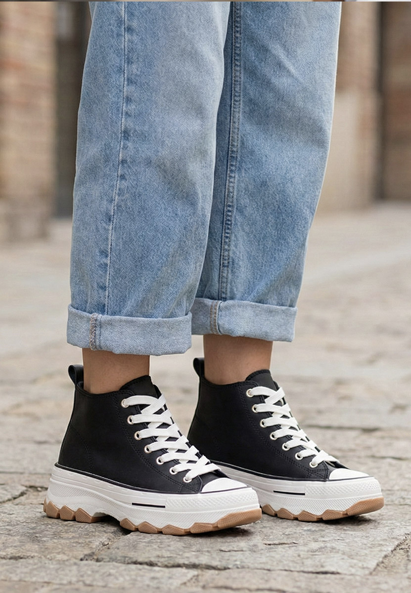 Černé tenisky na platformě Raviana V5