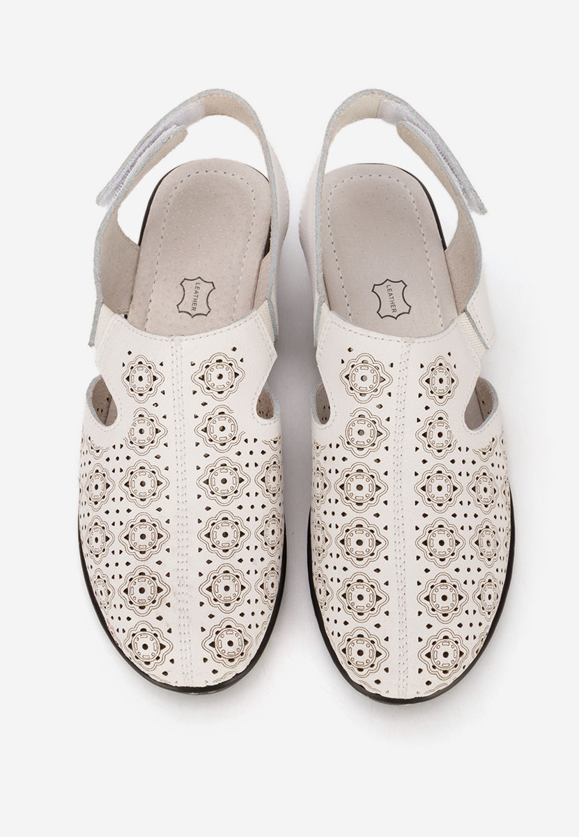 Bílé lodičky s otevřenou pätou Ofelya