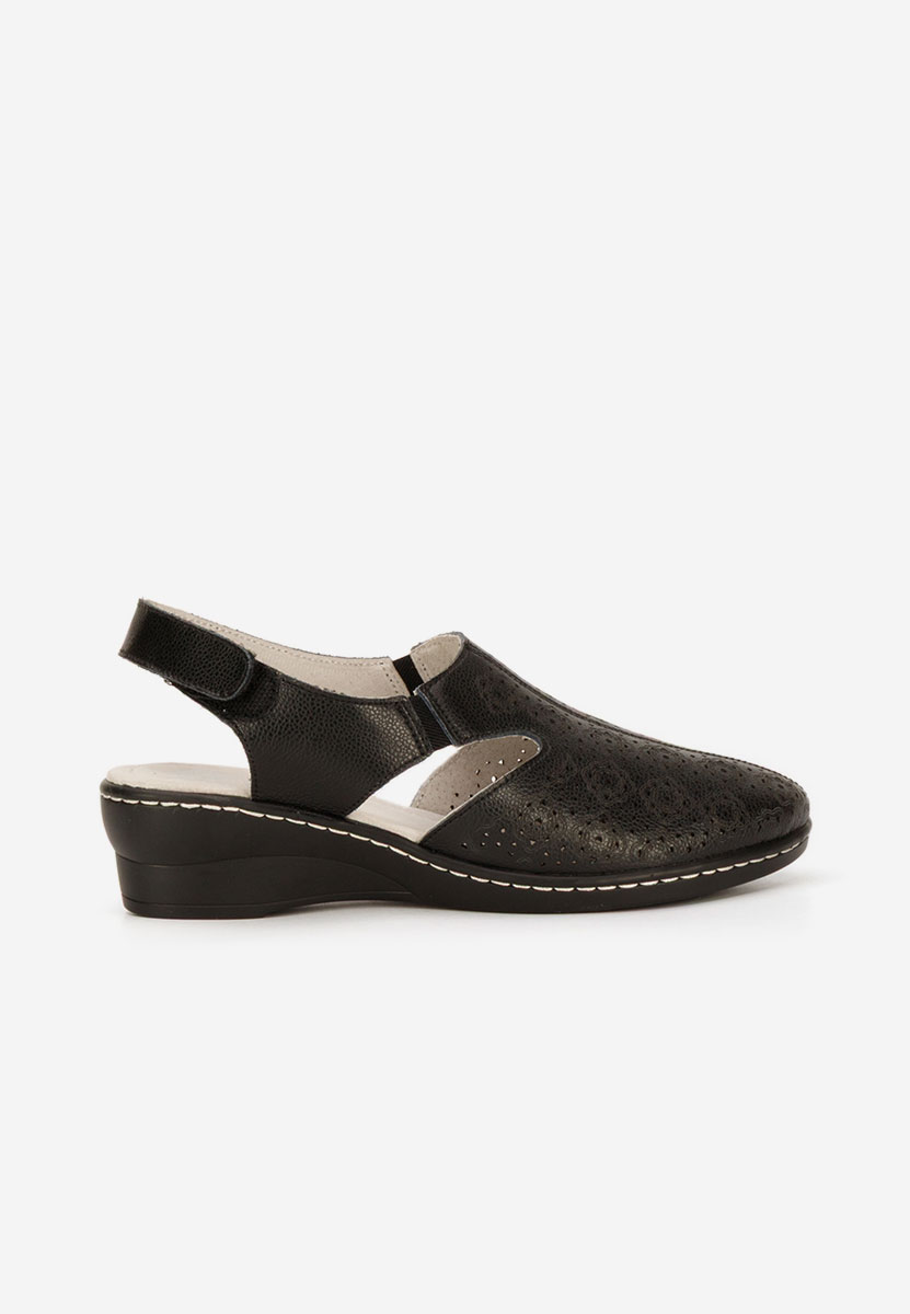 Černé lodičky s otevřenou pätou Ofelya